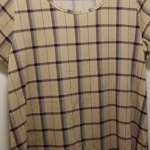 Lularoe Classic T size 2xl - Picture 2 of 2